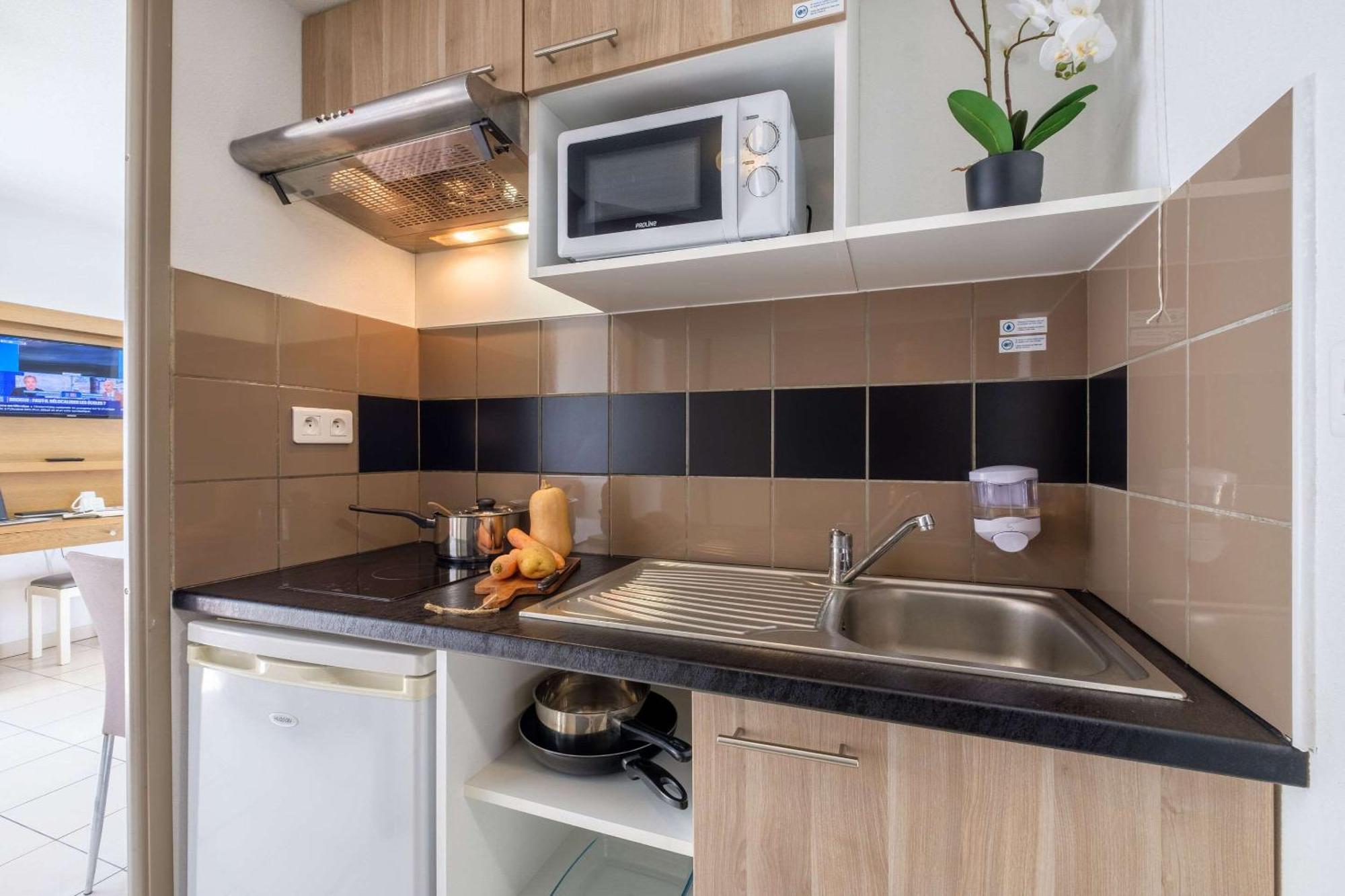 Comfort Aparthotel Antibes Le Maestria Екстер'єр фото
